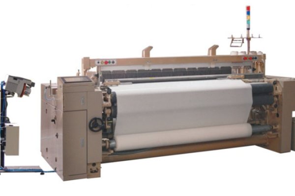 恒鑫達(dá)HXD800噴氣織布機(jī)實(shí)現(xiàn)量產(chǎn)，拓展海外市場 